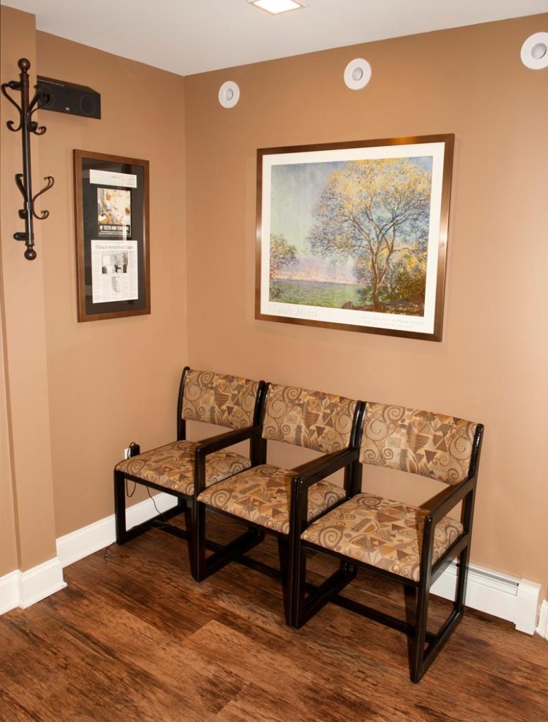 Photo of the Somerdale Family Dental Waiting area